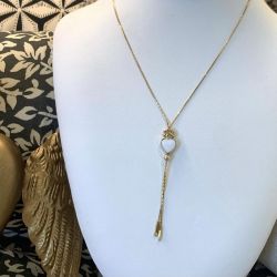 Collier écharpe coeur - beige nacré