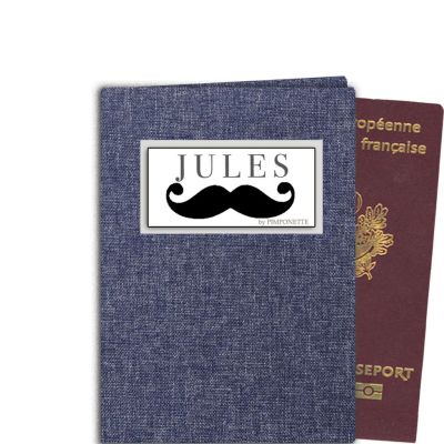 Etui passeport personnalisé avec le prénom & moustache!