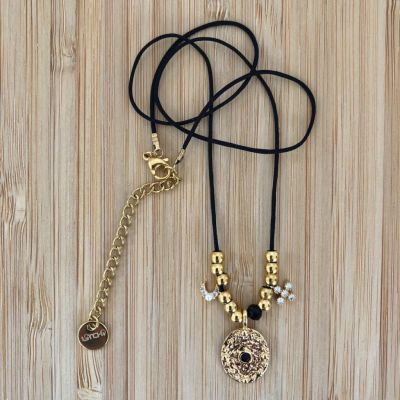 Collier Talisman monté sur cordon noir