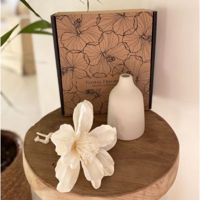 Diffuseur de parfum d'ambiance par capillarité : vase à remplir de concentré de parfum