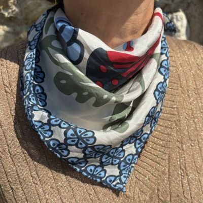 Les belles Vagabondes - mini foulard en soie de très belle qualité